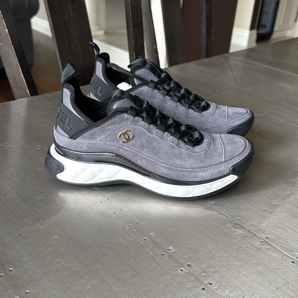 Chanel 23k gray grey suede sneakers trainers flats logo black flats sz 39